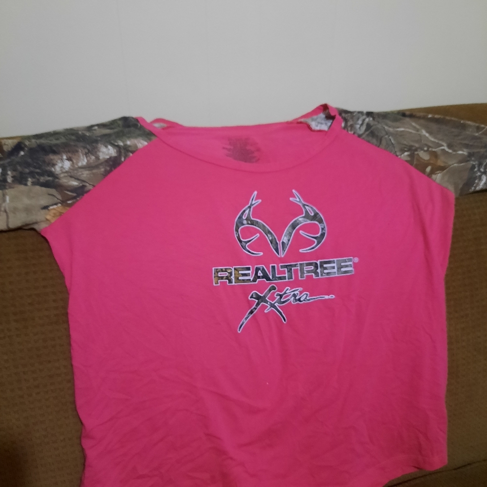 Realtree long sleeve shirt